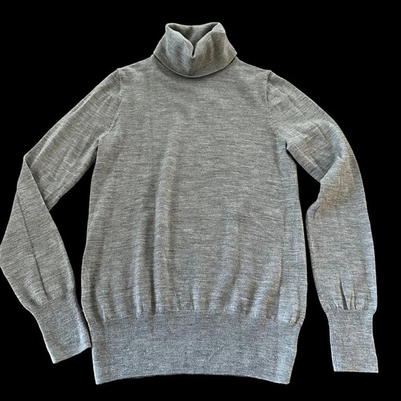 J Crew Size Small 100% Merino Wool Turtleneck Sweater Lightweight Gray Career S - Picture 1 of 5